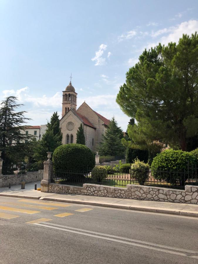 Visiani Apartment Šibenik Екстериор снимка